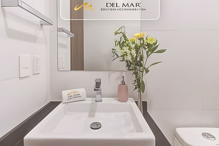 Ambar 303 by Del Mar