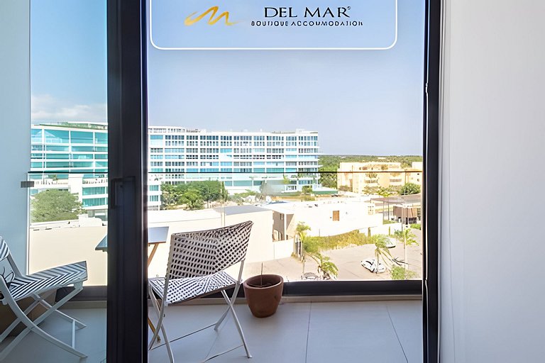 Aria Ocean 614 by Del Mar