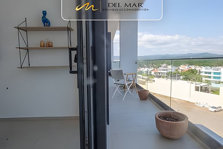 Aria Ocean 614 by Del Mar