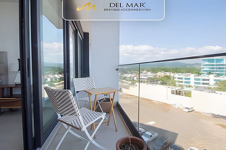 Aria Ocean 614 by Del Mar