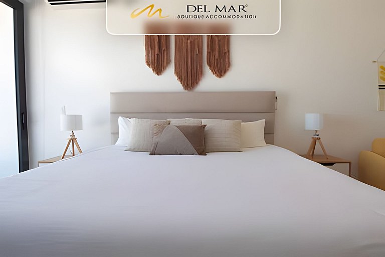 Aria Ocean 614 by Del Mar