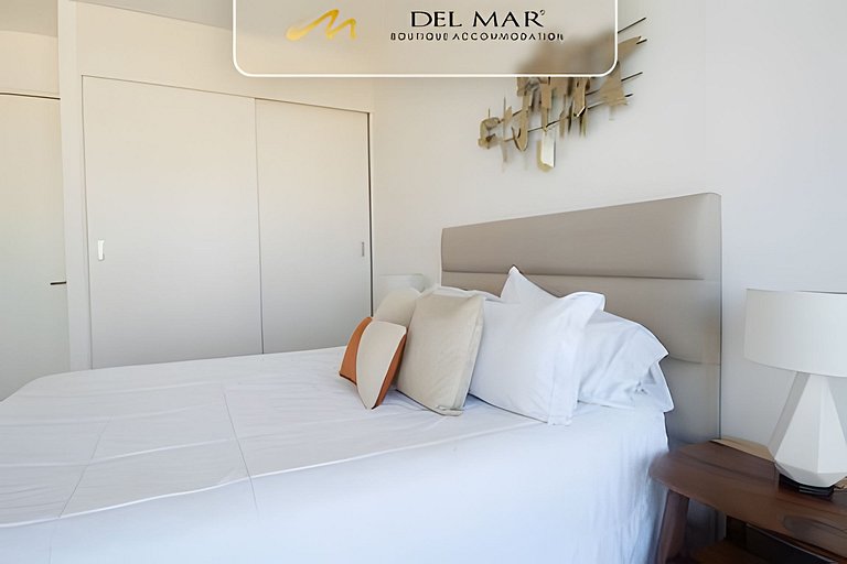 Aria Ocean 614 by Del Mar