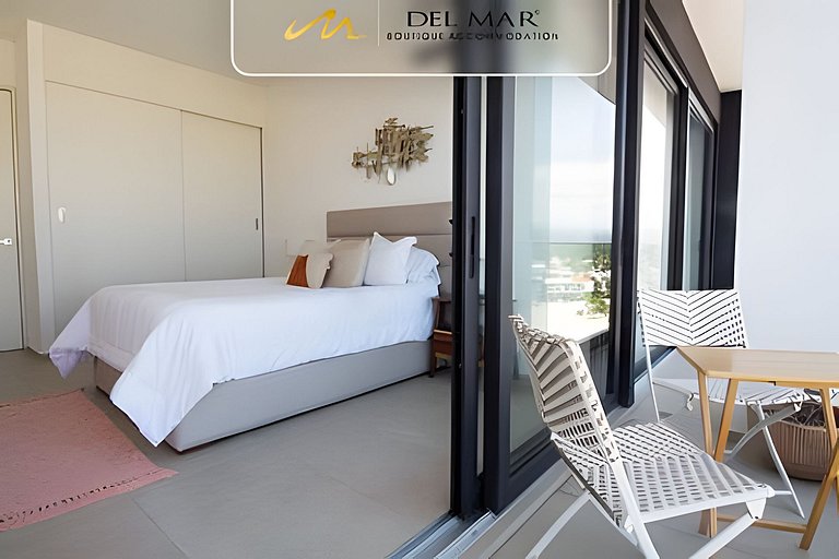 Aria Ocean 614 by Del Mar