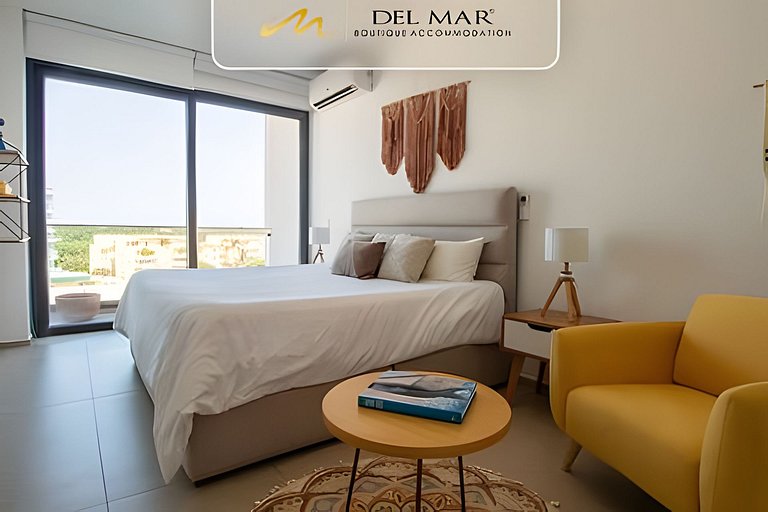 Aria Ocean 614 by Del Mar