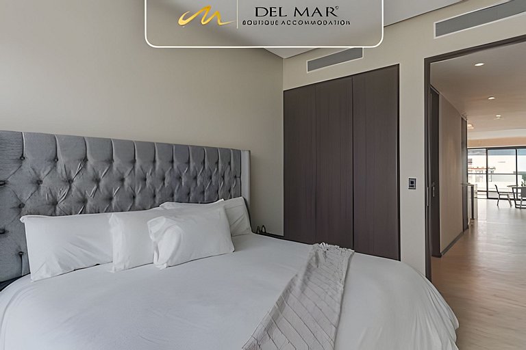 Narval 506 by Del Mar