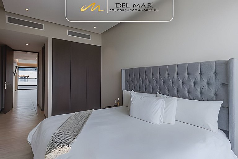 Narval 506 by Del Mar