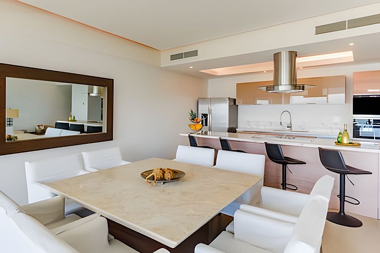 Peninsula 7L F1 by Del Mar