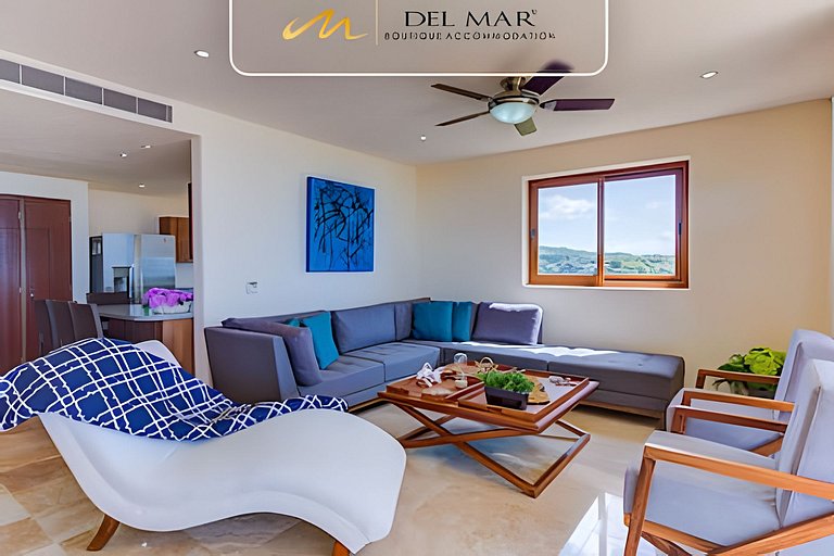 Palma 301 by Del Mar
