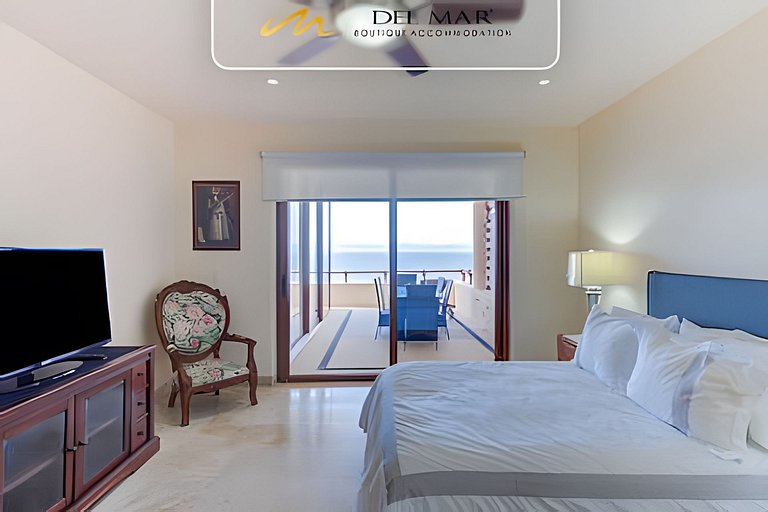 Palma 301 by Del Mar