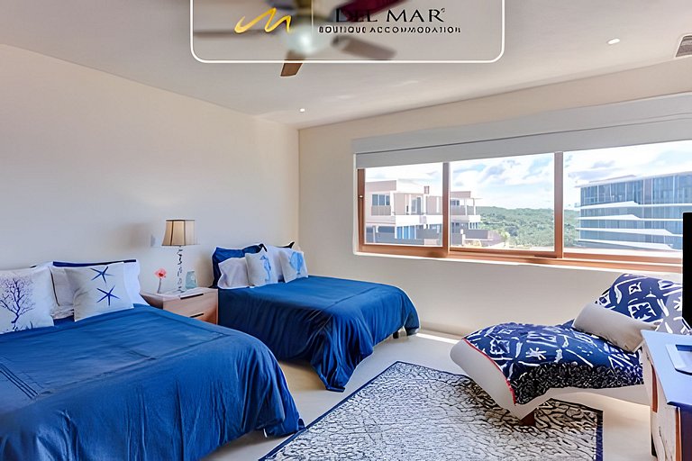 Palma 301 by Del Mar