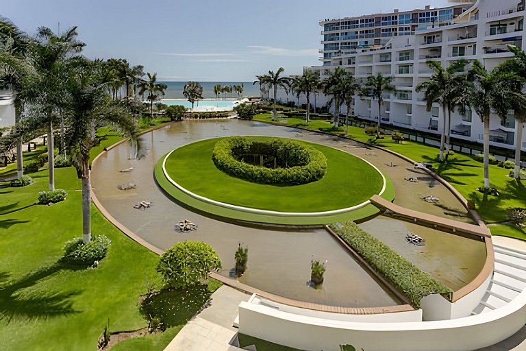 Aria 803 Del Mar by Del Mar