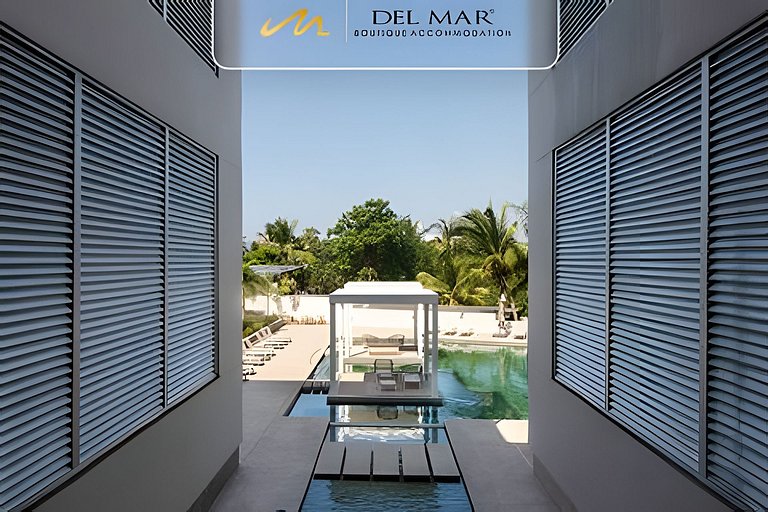 SH Mio 204-A by Del Mar