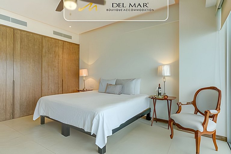 Península 5Q by Del Mar
