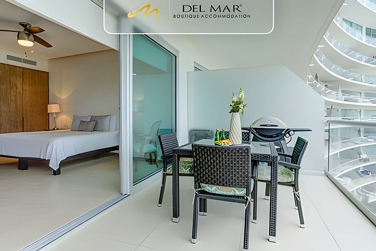 Península 5Q by Del Mar