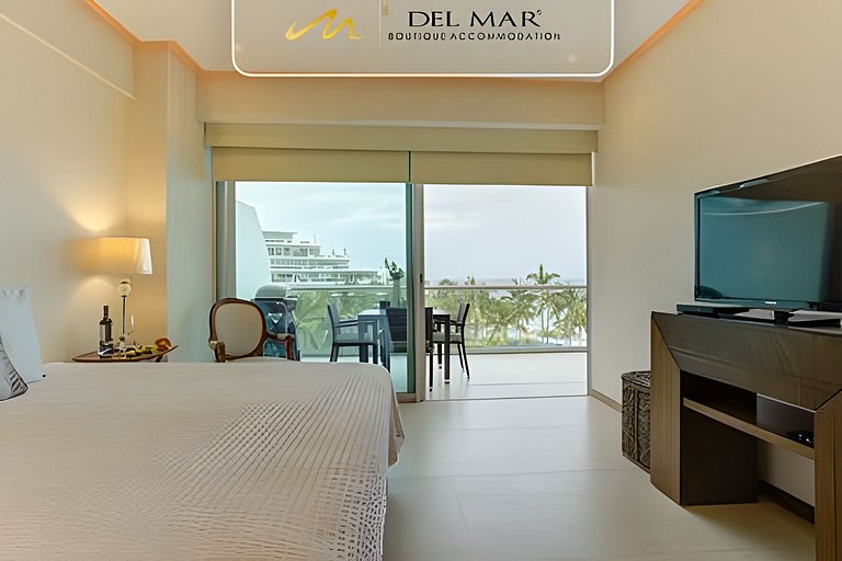 Península 5Q by Del Mar