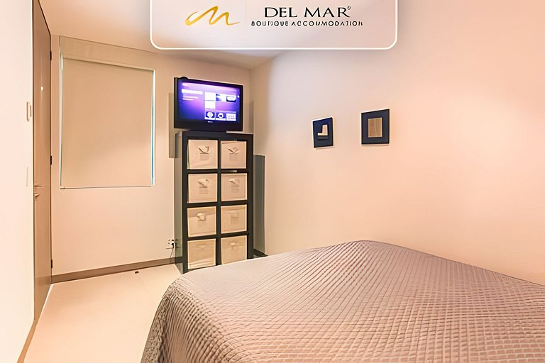 Península 5Q by Del Mar