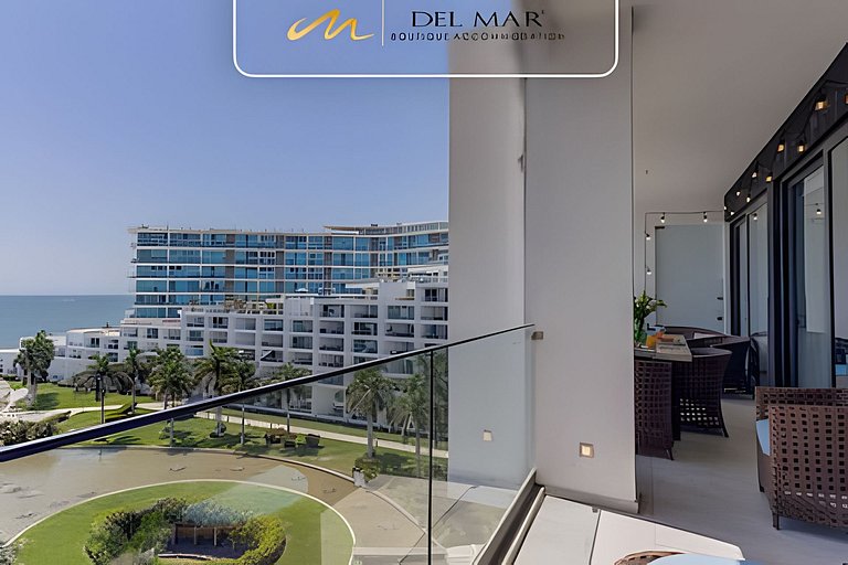 Aria Ocean 807 by Del Mar