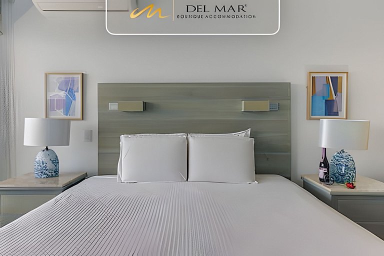 Aria Ocean 807 by Del Mar