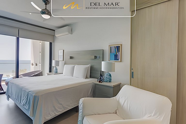 Aria Ocean 807 by Del Mar