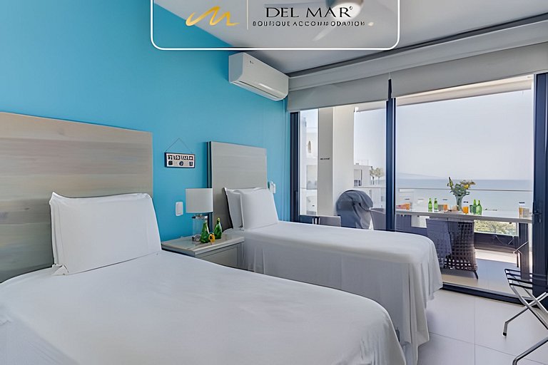 Aria Ocean 807 by Del Mar