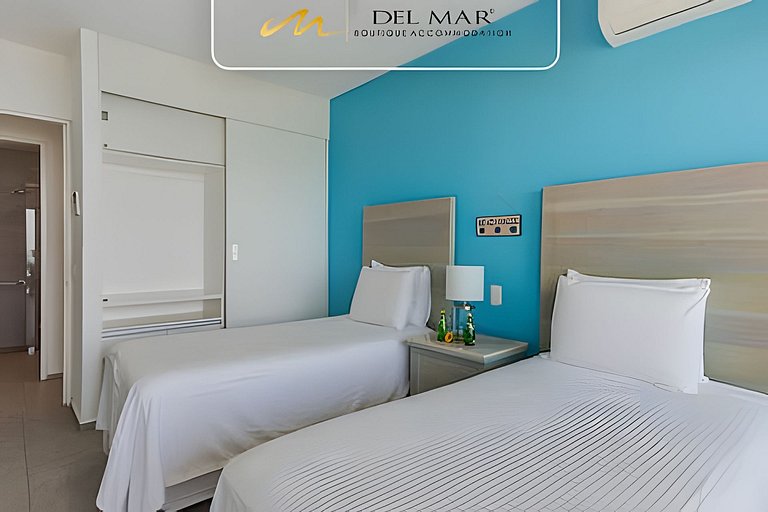 Aria Ocean 807 by Del Mar