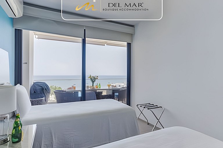 Aria Ocean 807 by Del Mar