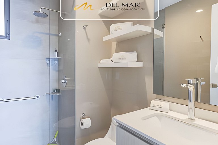 Aria Ocean 807 by Del Mar