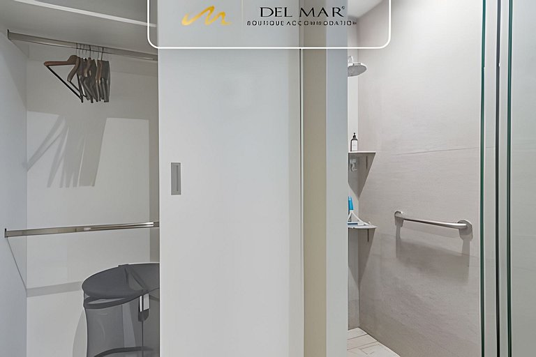 Aria Ocean 807 by Del Mar