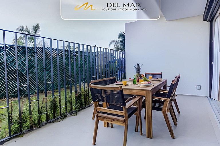 Aria Ocean 113 by Del Mar
