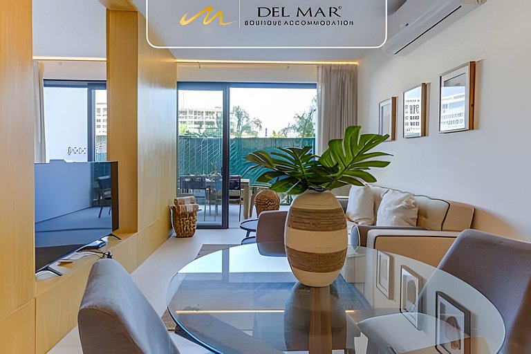Aria Ocean 113 by Del Mar