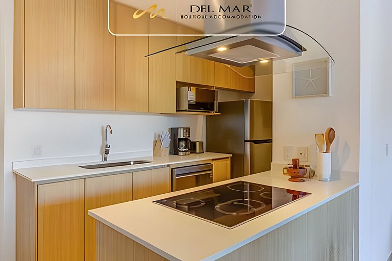 Aria Ocean 113 by Del Mar