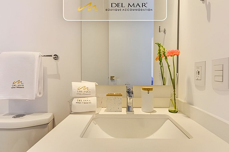 Aria Ocean 113 by Del Mar