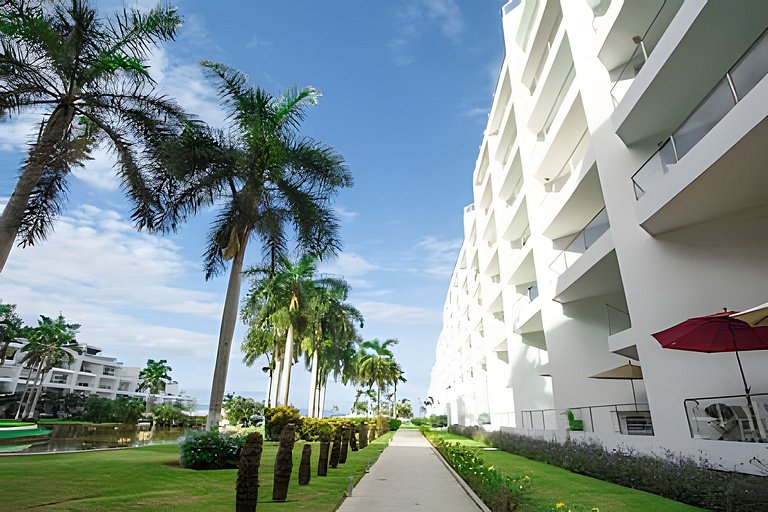 Aria Ocean 406 by Del Mar