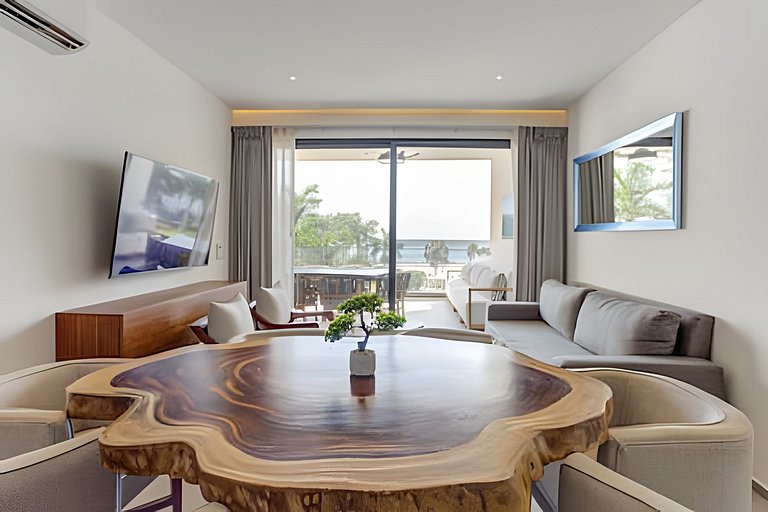 Aria Ocean 406 by Del Mar