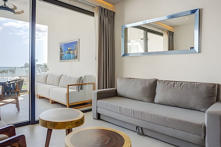 Aria Ocean 406 by Del Mar
