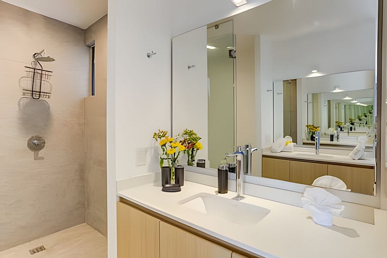 Aria Ocean 406 by Del Mar