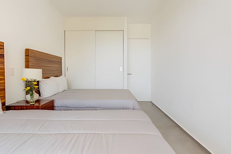 Aria Ocean 406 by Del Mar