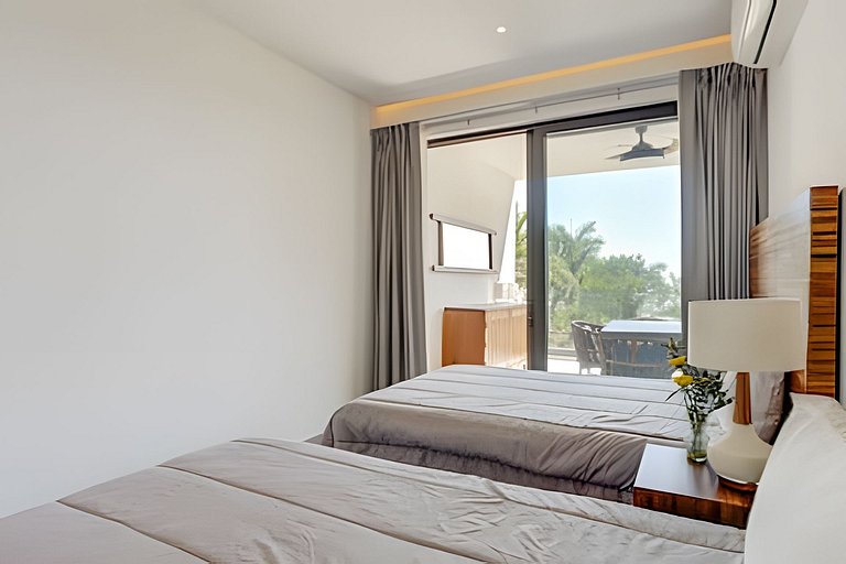 Aria Ocean 406 by Del Mar
