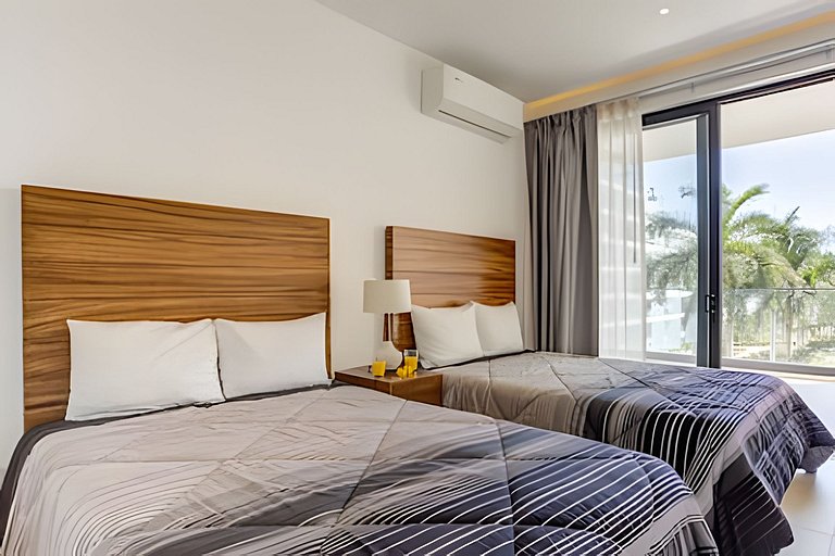 Aria Ocean 406 by Del Mar
