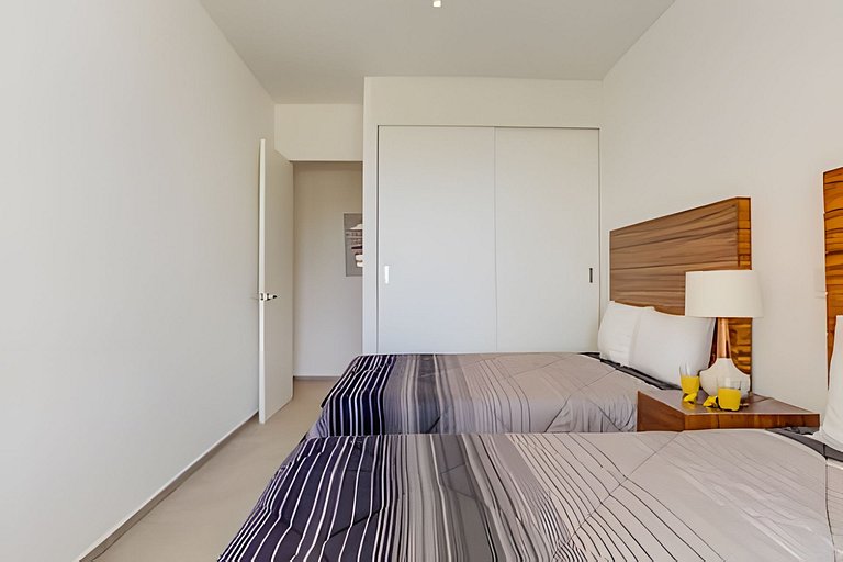 Aria Ocean 406 by Del Mar