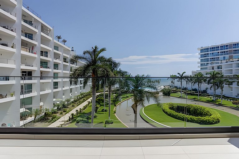 Aria Ocean 406 by Del Mar