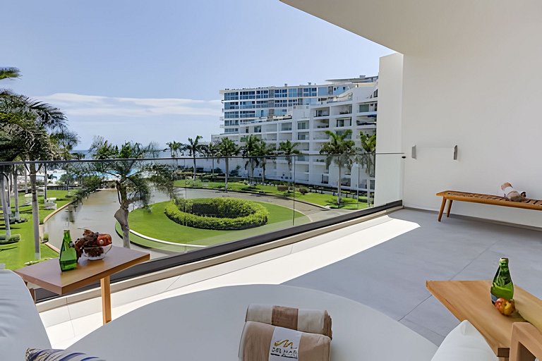 Aria Ocean 406 by Del Mar