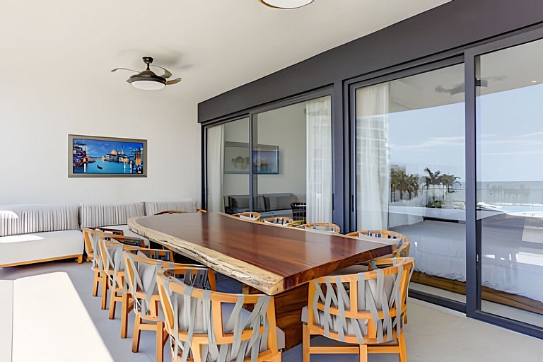 Aria Ocean 406 by Del Mar