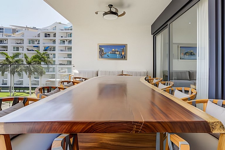 Aria Ocean 406 by Del Mar