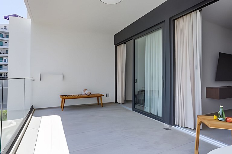 Aria Ocean 406 by Del Mar