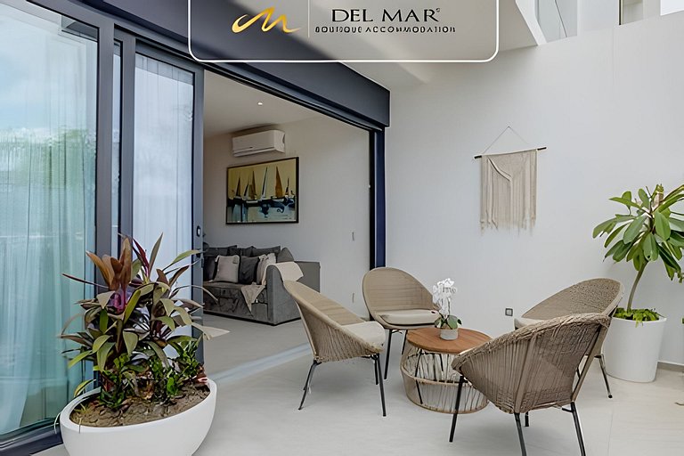 Aria Ocean 109 by Del Mar