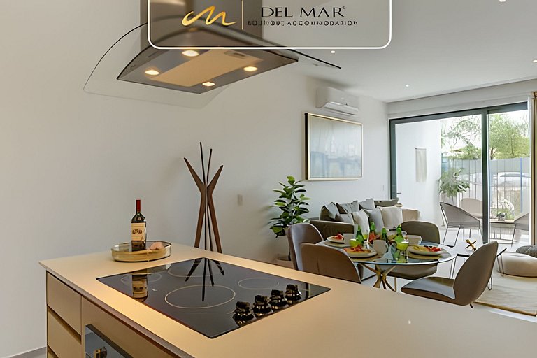 Aria Ocean 109 by Del Mar