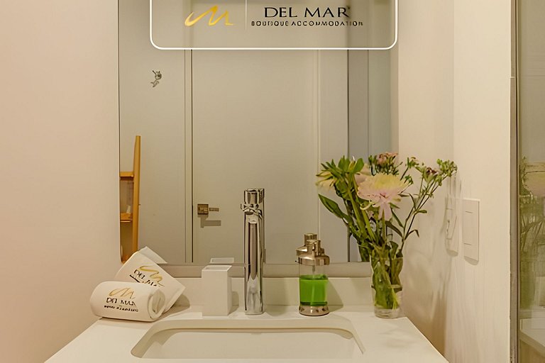 Aria Ocean 109 by Del Mar