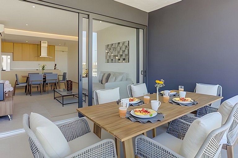 Aria Ocean 511 by Del Mar