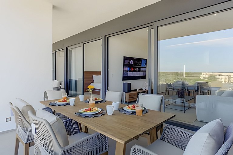 Aria Ocean 511 by Del Mar